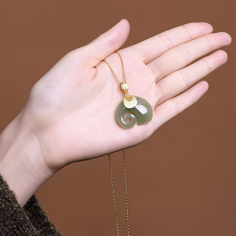สร้อยคอจี้รูปช้างหยกเฮเทียนหิน - Charm Necklace Dainty บทวิจารณ์และราคา